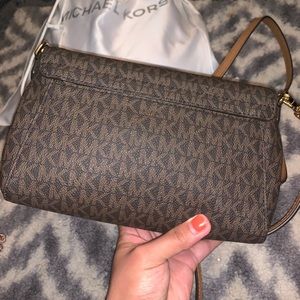 Michael Kors Bags - Michael Kors crossbody bag Michael Kors Bags - Michael Kors crossbody bag